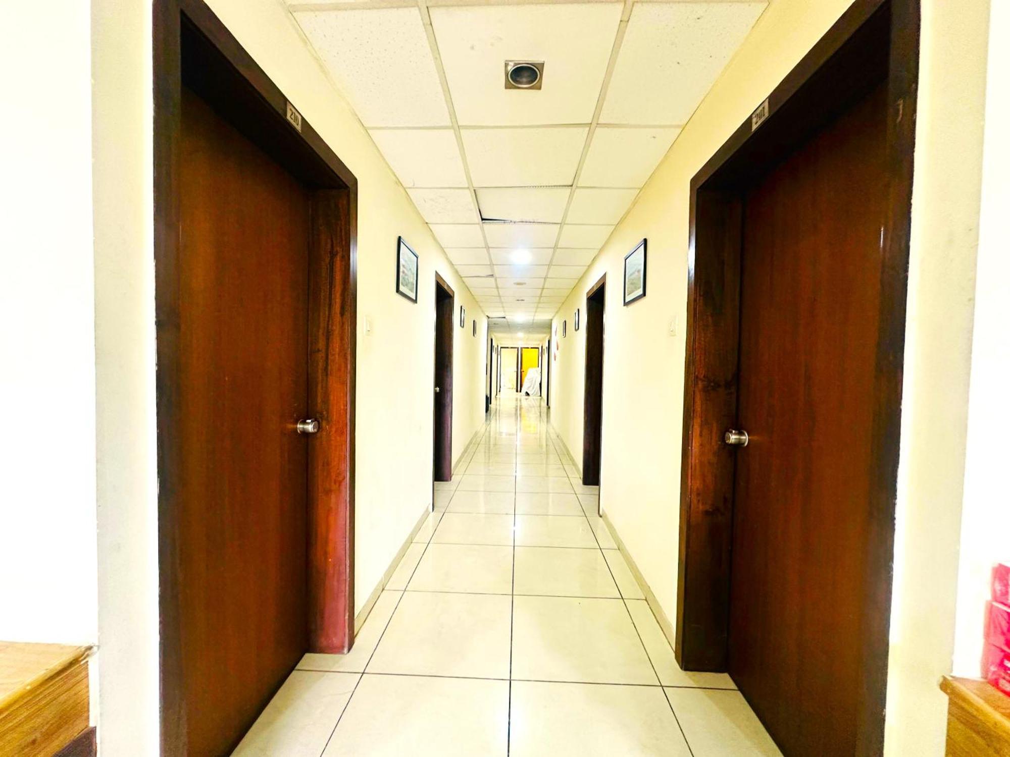 Aundh Elite Stay Pune Luaran gambar